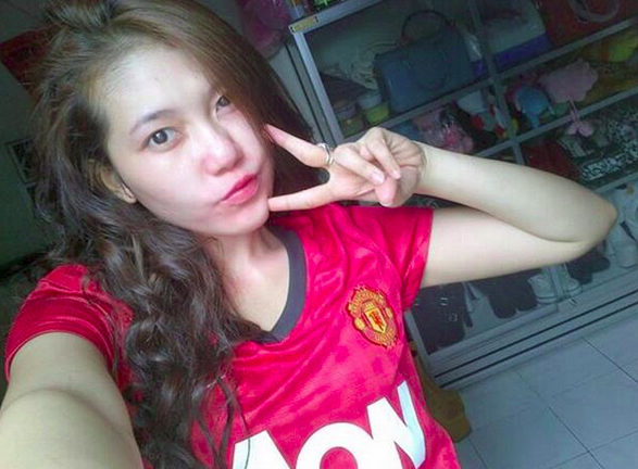 Tebak Gan, Via Vallen Fans MU Abal-Abal Apa Bukan?