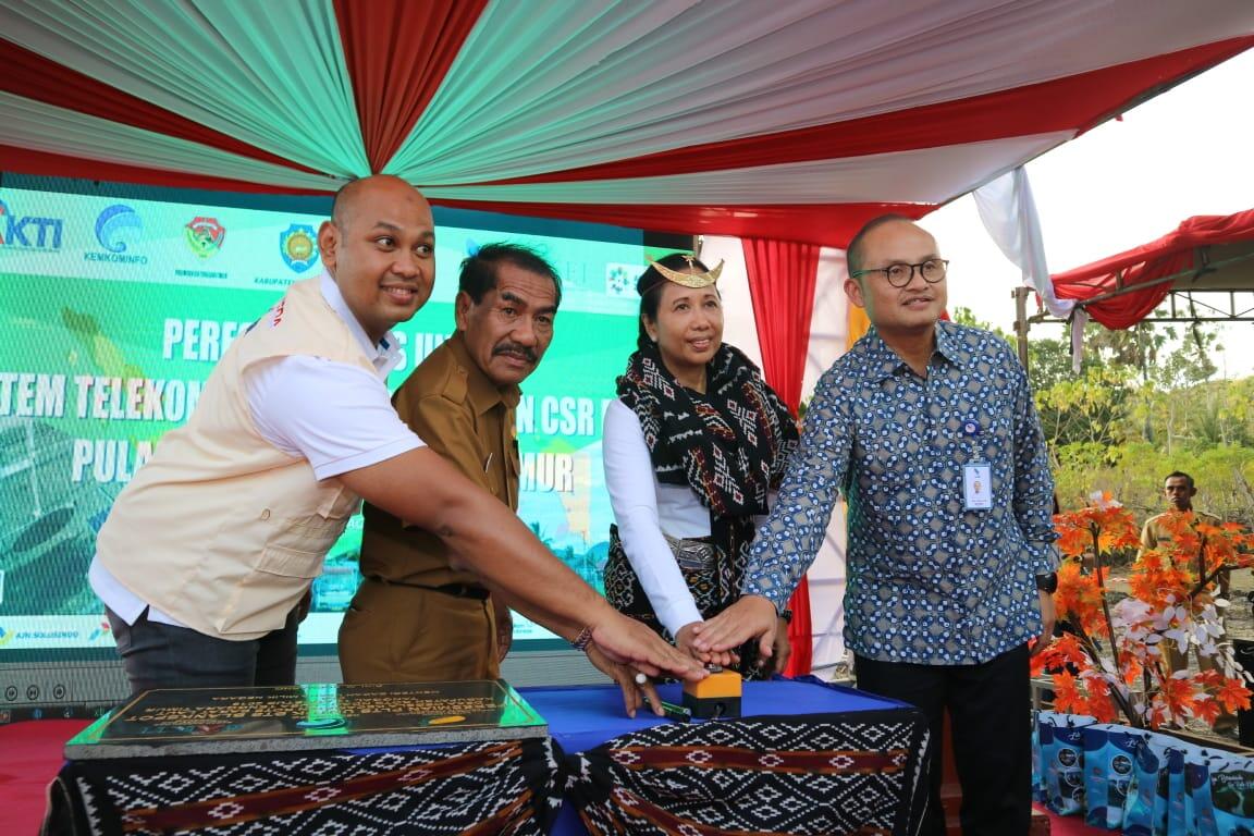 Ke Pulau Rote Ini Yang di Lakukan Menteri Rini