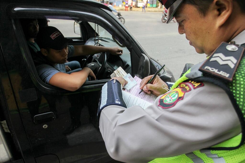Kebijakan Perluasan Ganjil Genap Digugat ke MA
