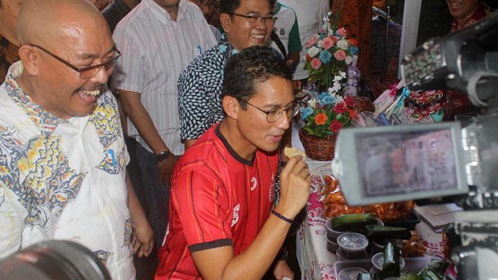 Bukan Wagub DKI Lagi, Sandiaga Sekarang Sebut Nasgor Kebon Sirih Ilegal