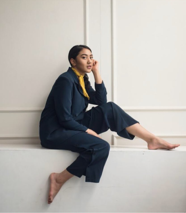 Foto-foto Putri Tanjung, Anak Super Tajir yang Gayanya Sederhana Banget