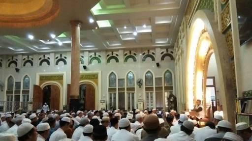 SAMBUT HUT RI DENGAN SOLAT MALAM DAN SUBUH BERJAMAAH