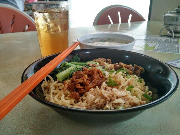 10 Tempat Makan Mie Ayam Enak di Jakarta yang Harus Dicoba