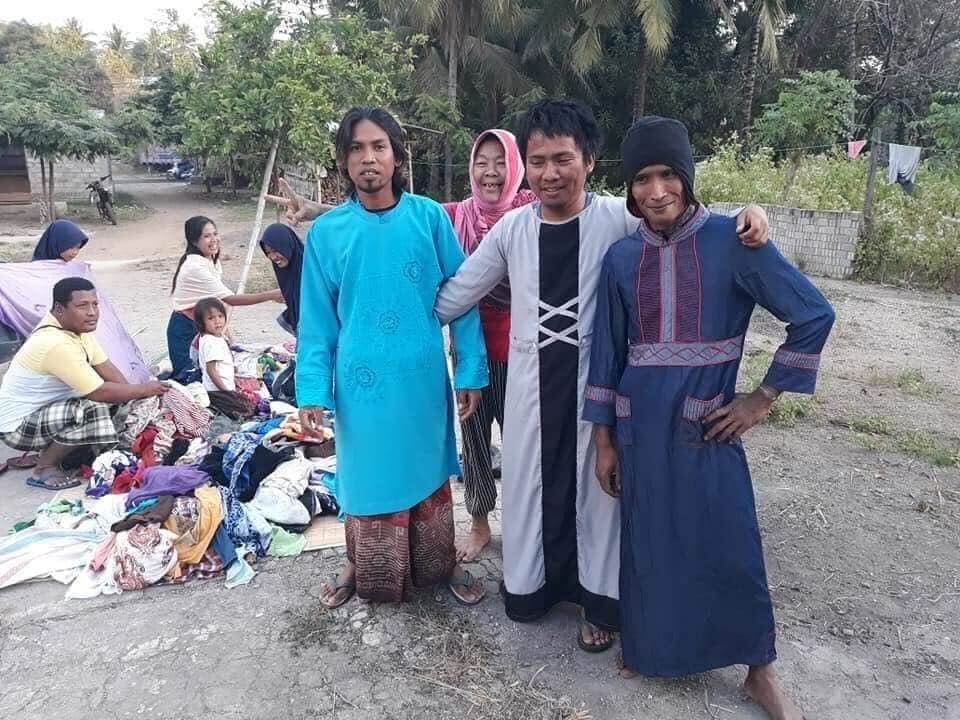 Ketika Bantuan Sandang untuk Korban Gempa Lombok Lebih Banyak Pakaian Emak-Emak