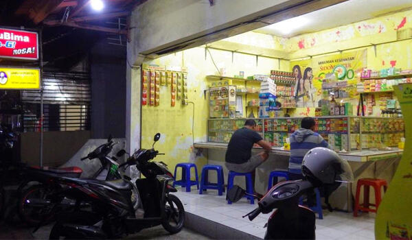 Ternyata Ada Manfaatnya, Inilah 5 Minuman Beralkohol Yang Biasa Ditemui Di Depot Jamu