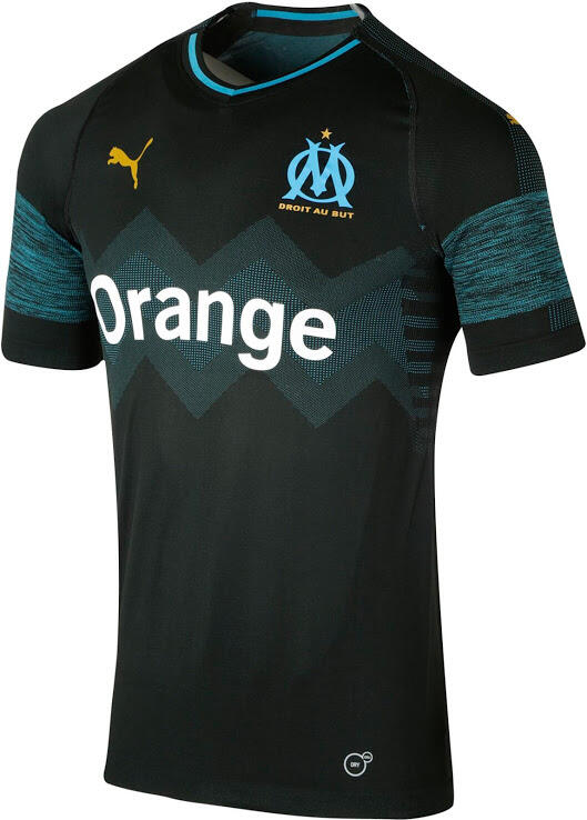 10 Jersey Sepakbola Terbaik Musim 2018/19