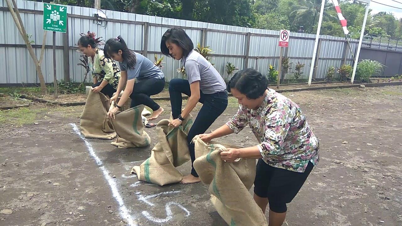 &#91;#iniIndonesiaku&#93; Lomba legenda yang selalu ada pada setiap peringatan HUT RI