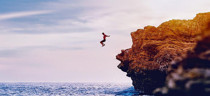 Cliff Jumping, Extreme Sport yang Epik