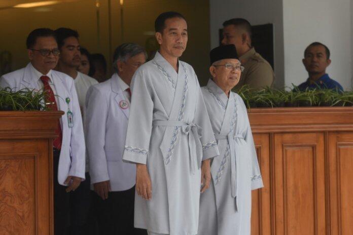 Gandeng Ma’ruf Amin Tidak Menjamin Jokowi Bebas dari Isu Agama