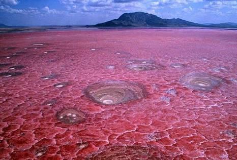 5 Danau Paling Angker Di Dunia