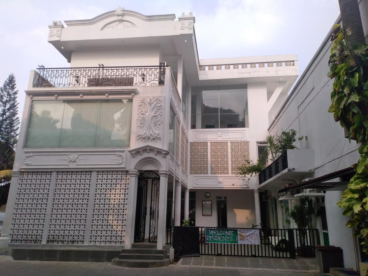 &#91;BEKASI&#93; &#91;GURU&#93; TK Montessori Private School, Jatibening (2 Posisi)