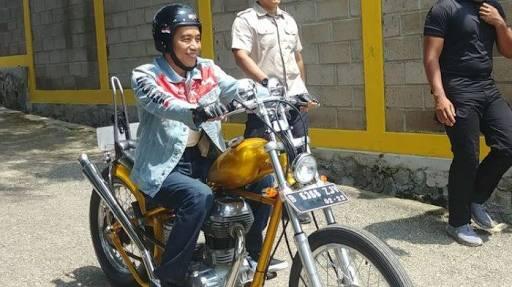 Melihat Spesifikasi Helm Anies Baswedan Saat Inspeksi Asian Games 2018