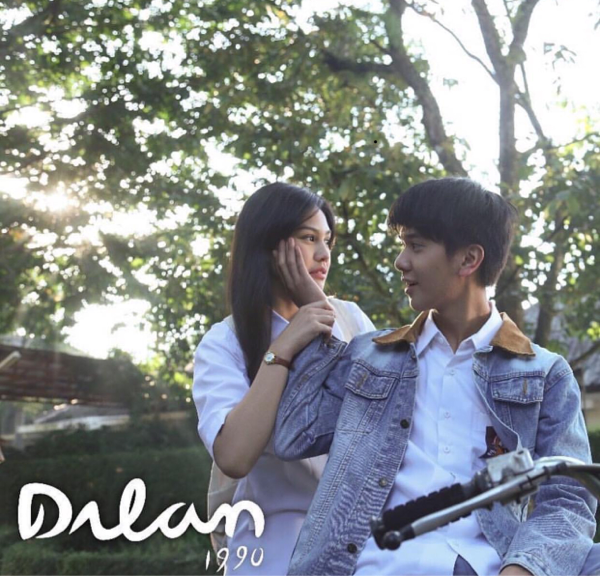 Tren 2018: 3 Gaya yang Hits dari Film Dilan 1990