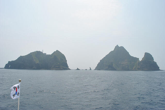 Jalan-Jalan Ke Dokdo Island A.k.a Takeshima Island A.k.a Liancourt Rocks