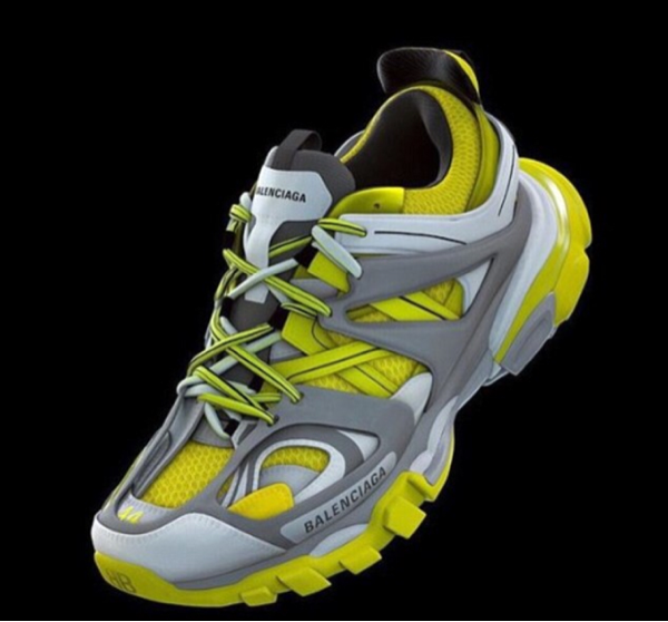 Balenciaga Rilis Sneakers Baru Seharga iPhone X