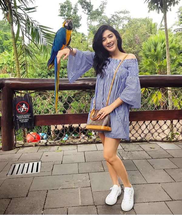 Gaya Kasual Naysilla Mirdad yang Makin Cantik dan Muda