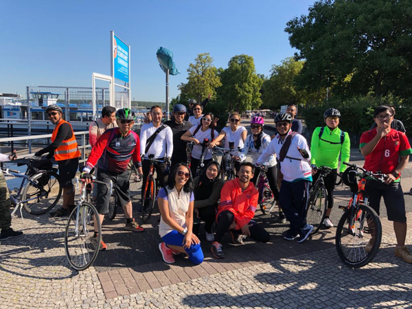 Semangat Olah Raga Asian Games Berkobar sampai ke Ibukota Jerman - Berlin