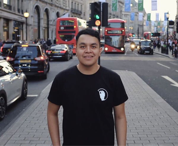 “Labirin”, Warna Baru di Antara Musik Tulus
