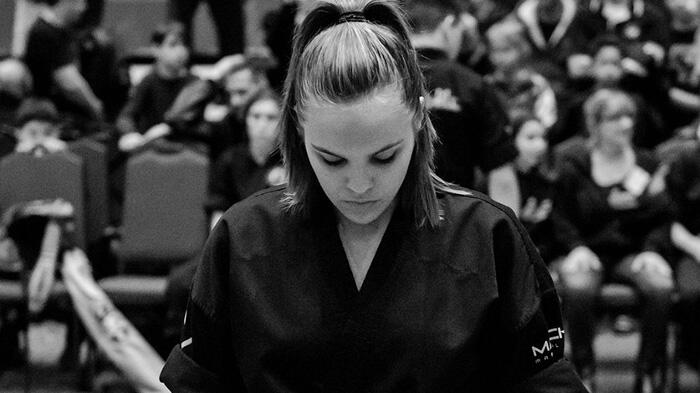 Skill Sinting Karateka Cantik Kensi Emory
