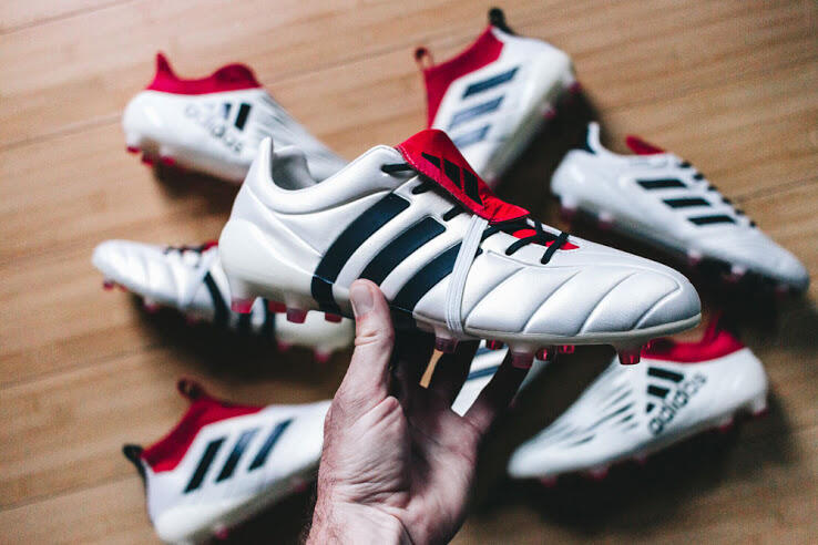 Melihat Sejarah Adidas Predator Yuk Gan, dari 1994 - 2018