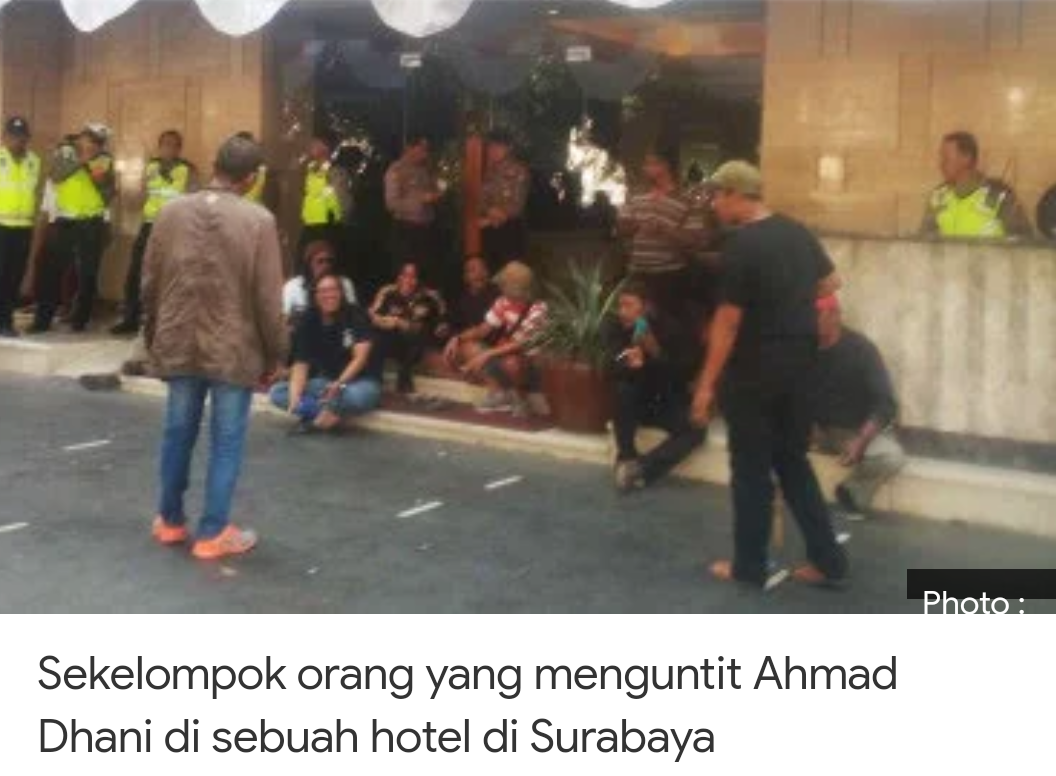 Sebut Pendemonya Idiot, Ahmad Dhani Dikuntit Massa