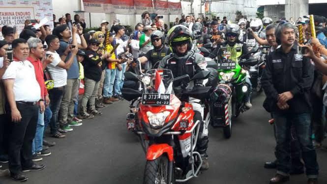 Ada Lagi Orang Indonesia yang Naik Motor ke Luar Negeri