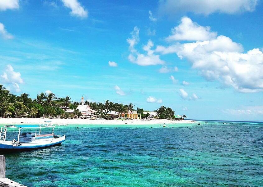 Pantai Tanjung Bira Bulukumba : Keindahan Pasir Putih Dan Birunya Air ...