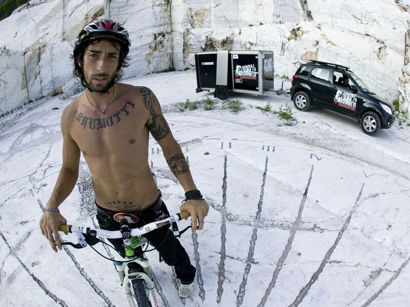 Vittorio Brumotti, Satu Lagi Dewa Freestyle Sepeda 