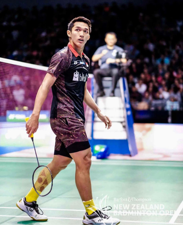 Pesona Jojo, Atlet Badminton Ganteng yang Bikin Emak-emak Terpikat