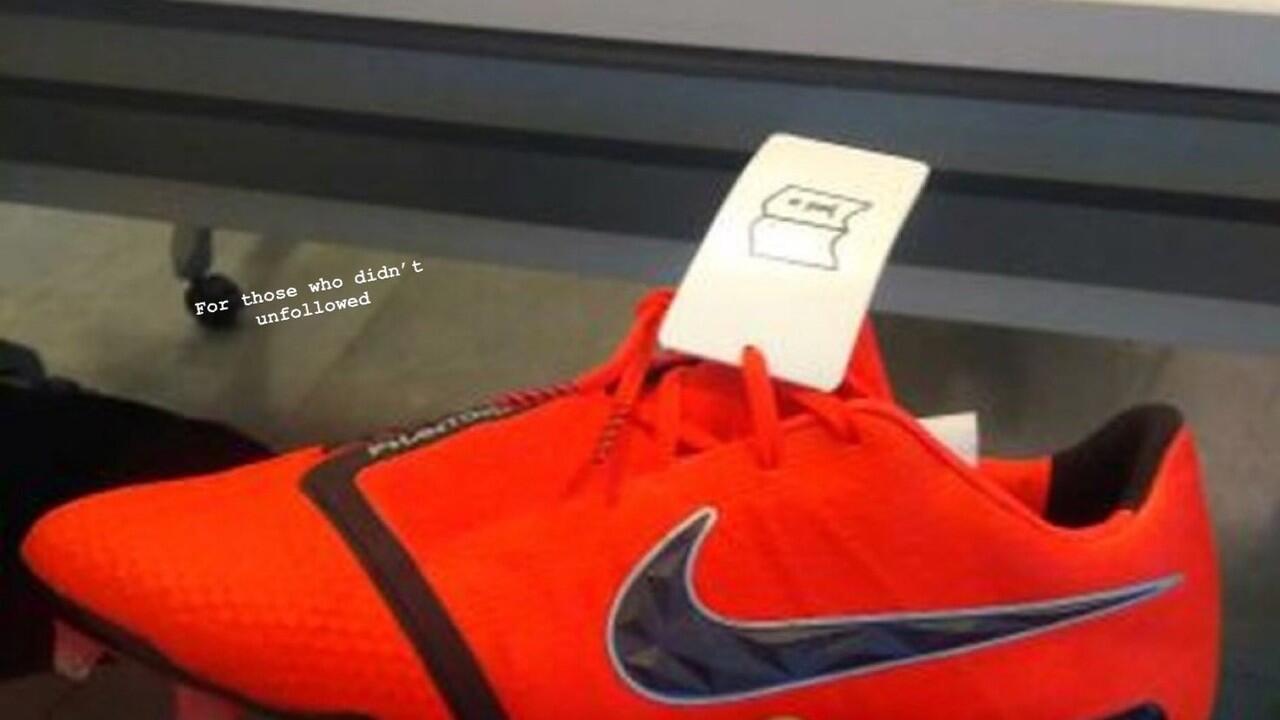 Penampakan Sepatu Sepakbola Misterius dari Nike