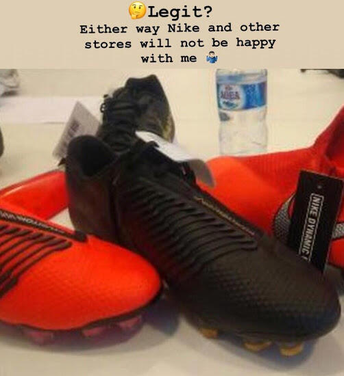 Penampakan Sepatu Sepakbola Misterius dari Nike