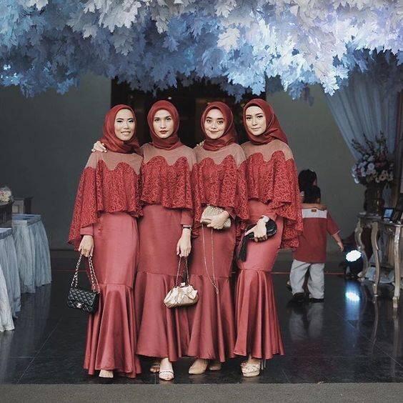 Inspirasi Gaun Bridesmaid Terpopuler, Biar Flawless Saat Dampingi Calon Manten