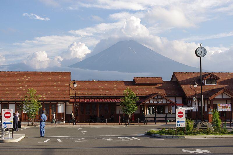 Main Ke Gunung Fuji? Sekalian Jalan-Jalan Ke Fujigoko Juga Yah!