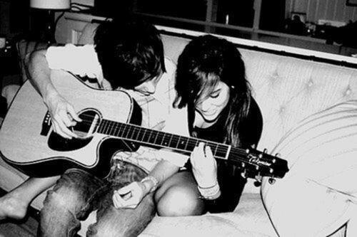 Yang Suka Musik Tunjuk Tangan, Gan !!!