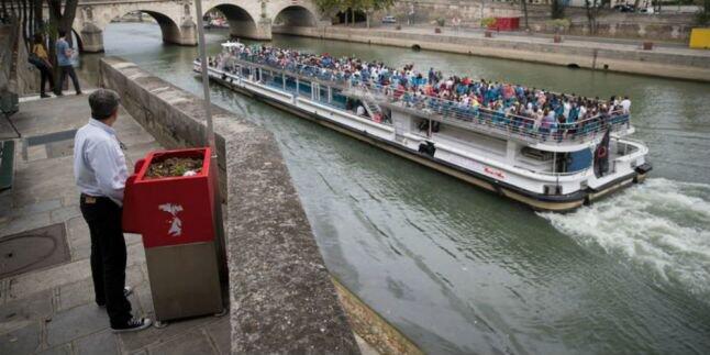 Faktanya ini Bukan Kotak Surat, Tapi Toilet Unik di Kota Paris