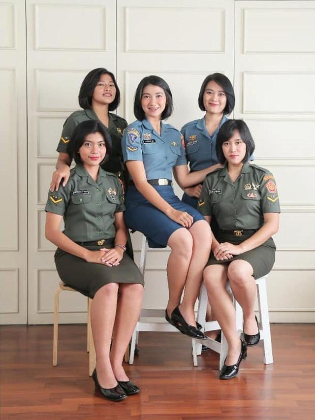 Masih Lajang, Pasukan Pengawal Presiden Jokowi Ini Ternyata Cantik Banget Gan