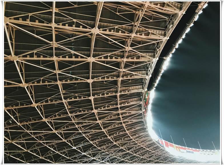 Ada Di Indonesia; Salah Satu Stadion Paling Terang Di Dunia