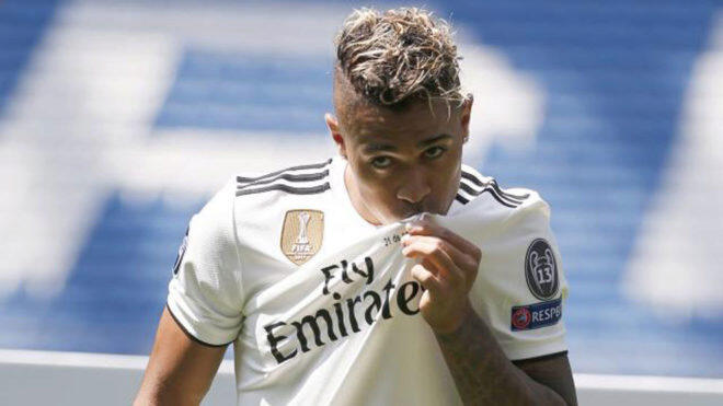 Resmi Ahli Waris Nomor 7, Suksesor Ronaldo di Madrid Terungkap!