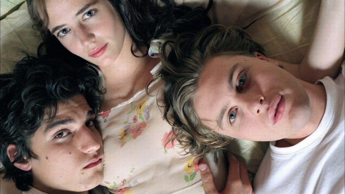 Hanya Untuk 20+, 7 Film Romantis Ini Punya Banyak Adegan 