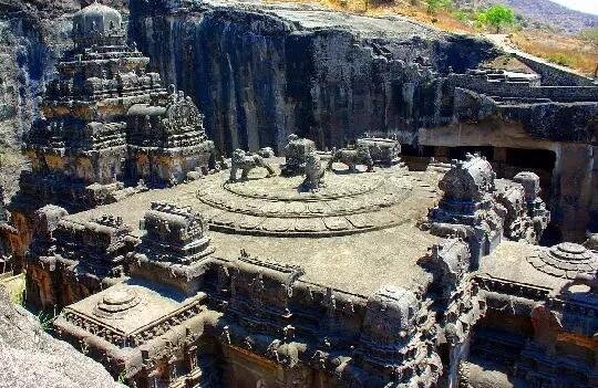 Amazing !!! Di Ukir Dari Satu Batu Tunggal,Candi Ini Benar - Benar Bikin Merinding