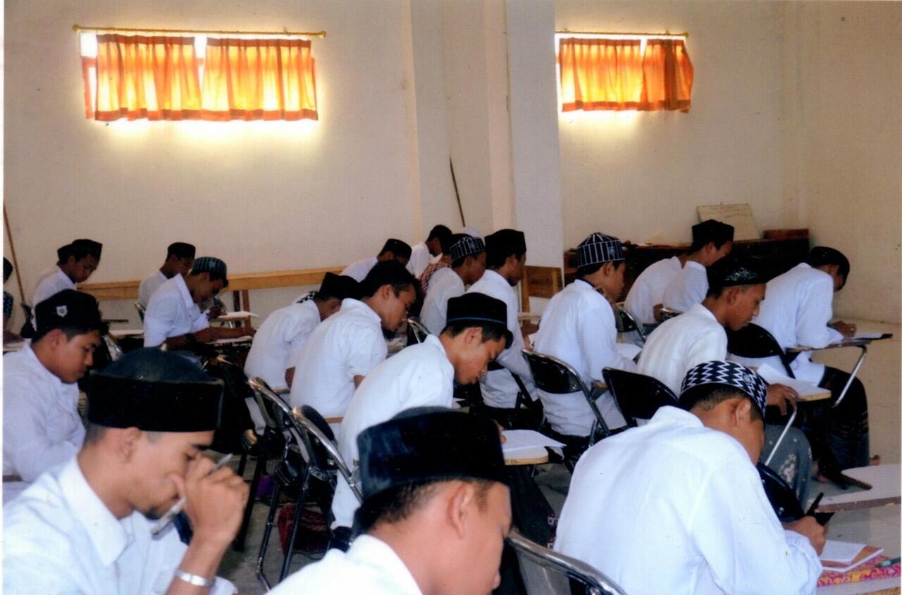 TIPS Agat Istiqamah dalam Menuntut Ilmu di Pondok Pesantren