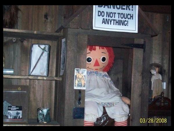 Annabelle, Fakta Mengerikan soal Boneka Ini yang Konon Masih ‘Hidup‘