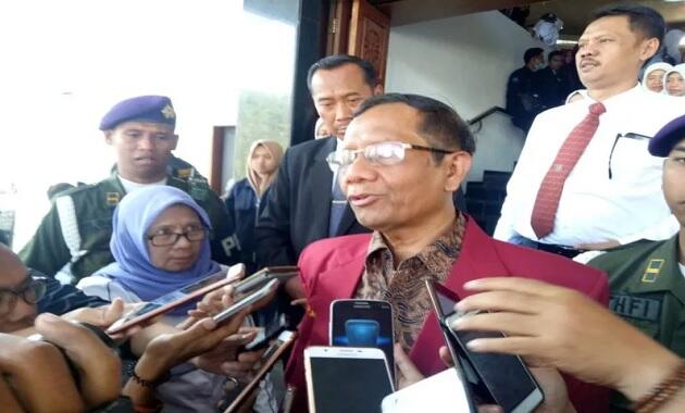 Soal Gerakan #2019GantiPresiden, Mahfud MD Minta Polisi Profesional dan Adil