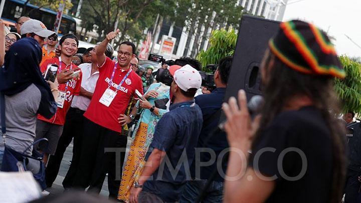 Anies Baswedan Resmikan Pelican Crossing Tembus Halte Busway BI