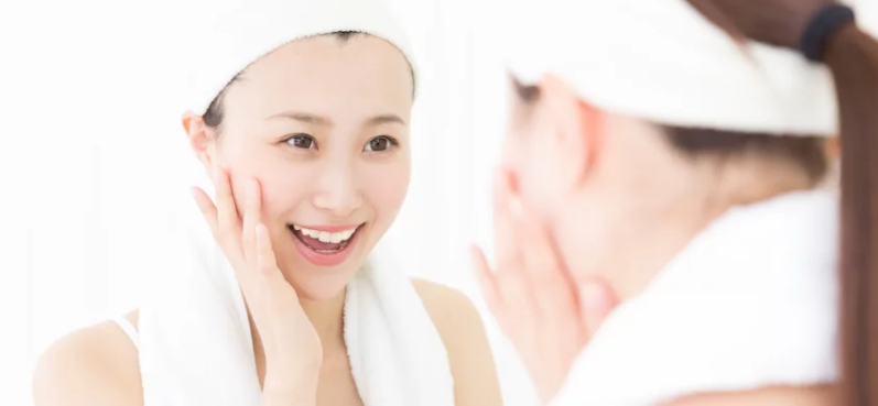 5 Produk Skincare Yang Harus Kamu Miliki Supaya Wajah Cantik dan Cerah