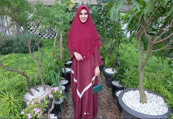 Ngaku Nikahi Kartika Putri, Ini Nih Gan Sosok Habib Usman yang Ganteng