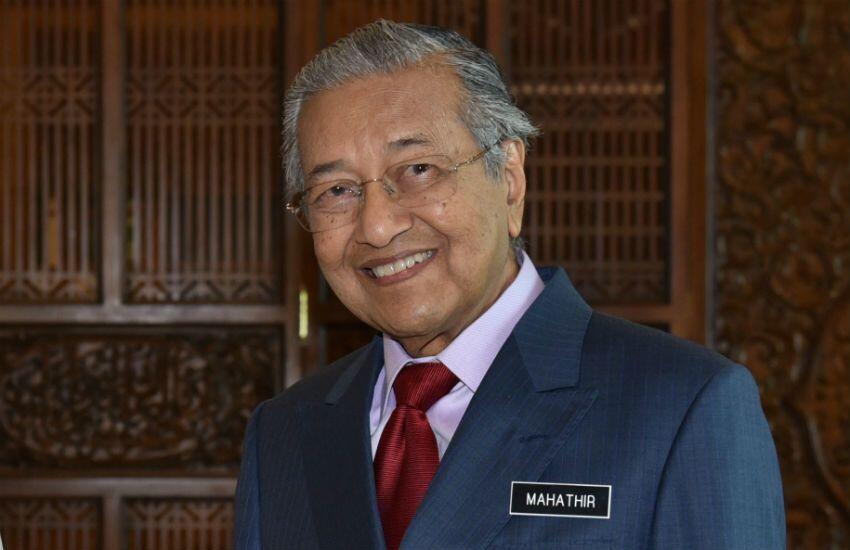 Tak Hanya Patungan Dari Warganya, Ternyata Malaysia Lakukan Hal Ini