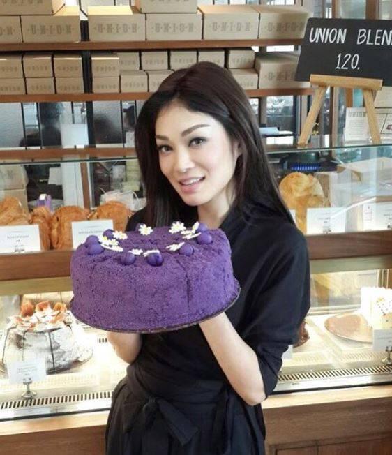 Karen Carlotta, Chef Multitalenta yang Sudah Beranak 3. Nggak Nyangka, Awet Muda!