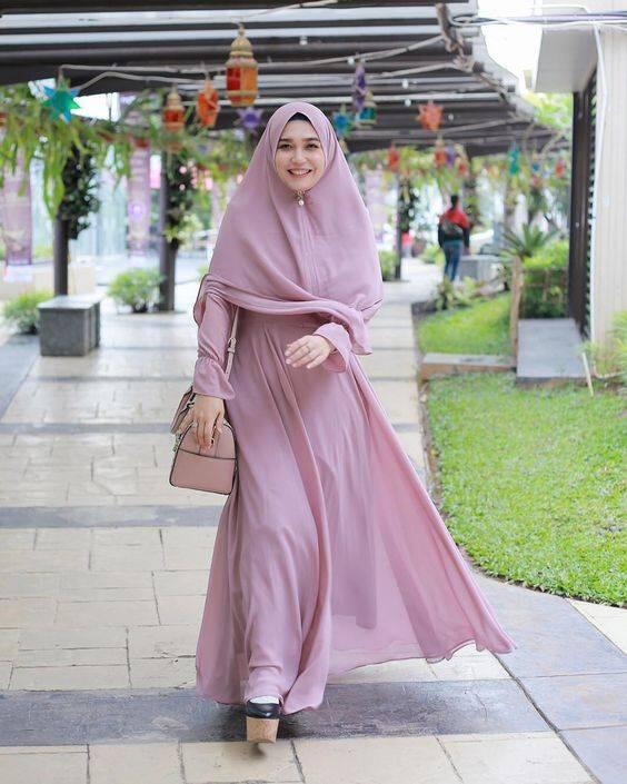 Rekomendasi Baju Head to Toe Buat Hijabers Pemula, Biar Nggak Galau Lagi