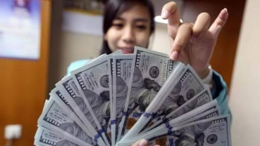 Rupiah makin lemah terhadap dollar, salah siapa nih?